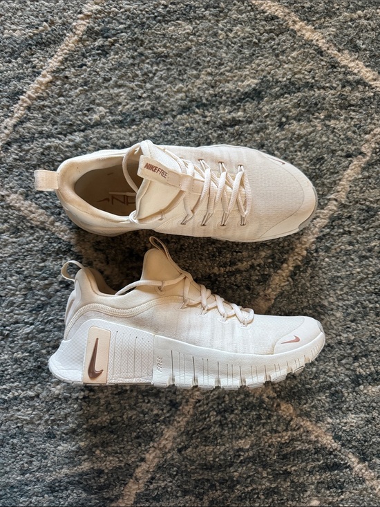 Nike Shoes - Nike Metcon Women's Lightweight Training Sneakers in Cream with Blush Accents